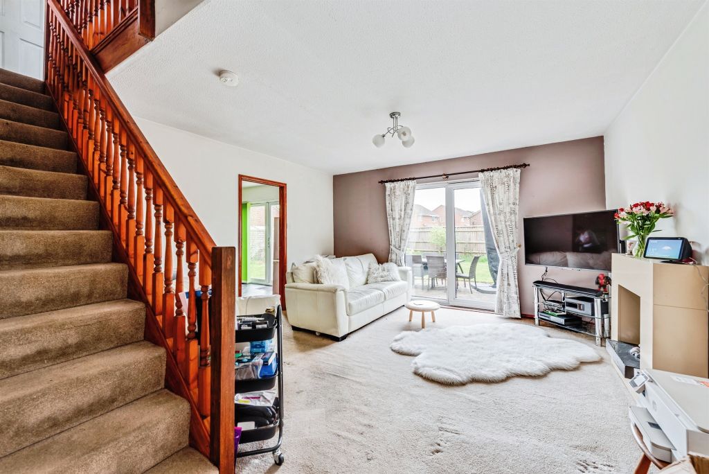 Property photo 3 of 17