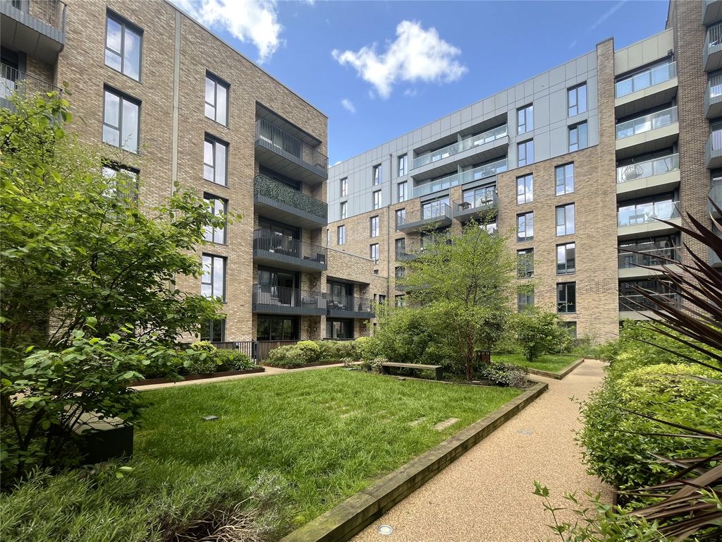 Property photo 1 of 16 Picture No. 17