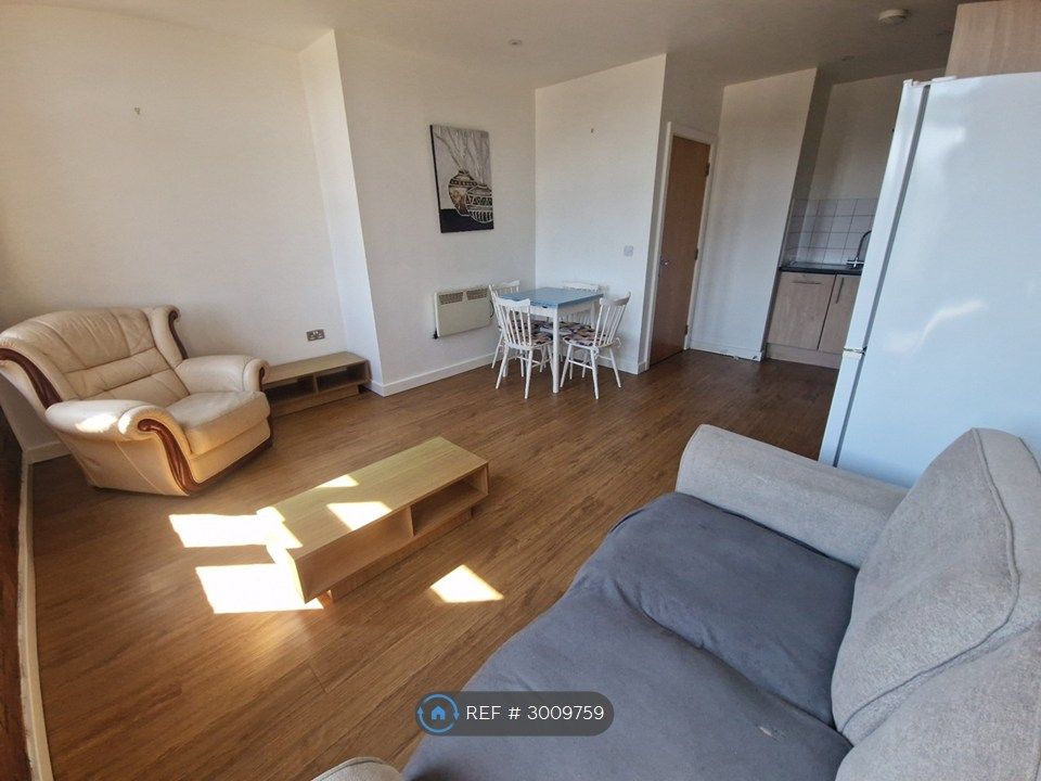 Property photo 2 of 21