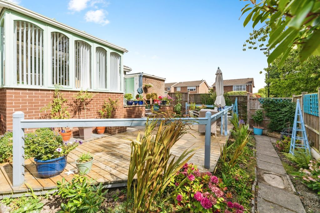 Property photo 3 of 17 Photo