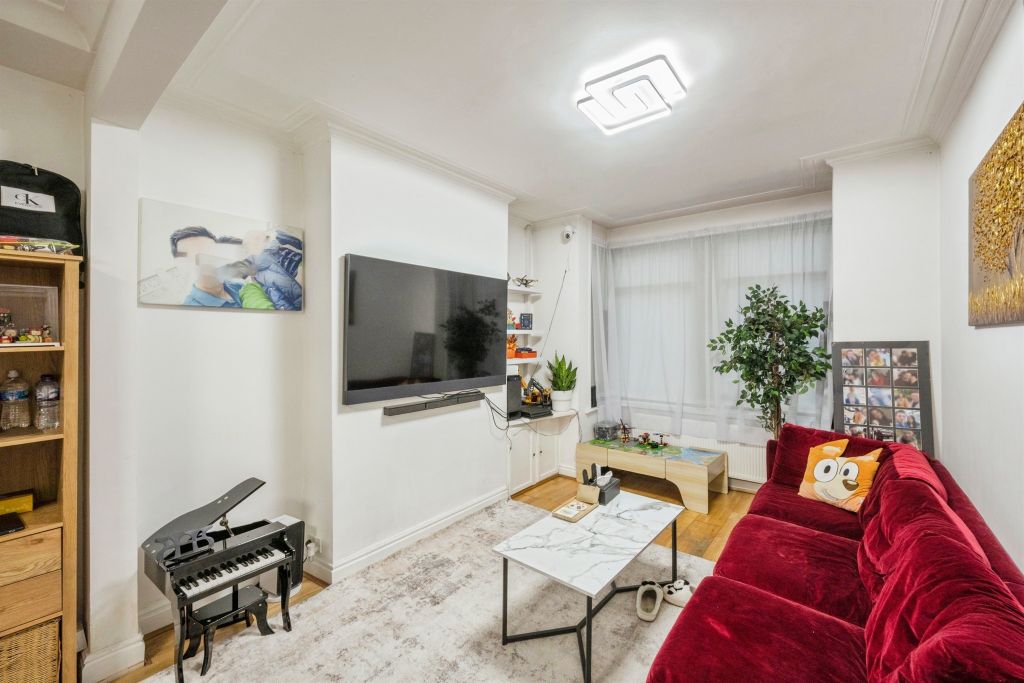 Property photo 2 of 14