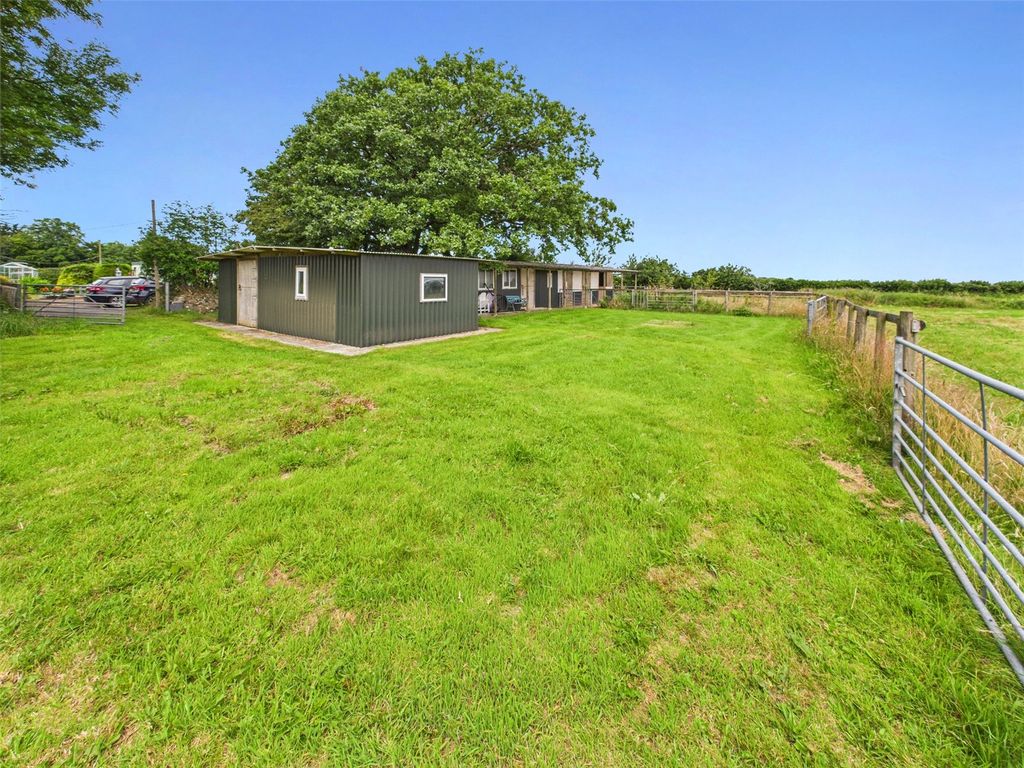 Property photo 2 of 16 Stables