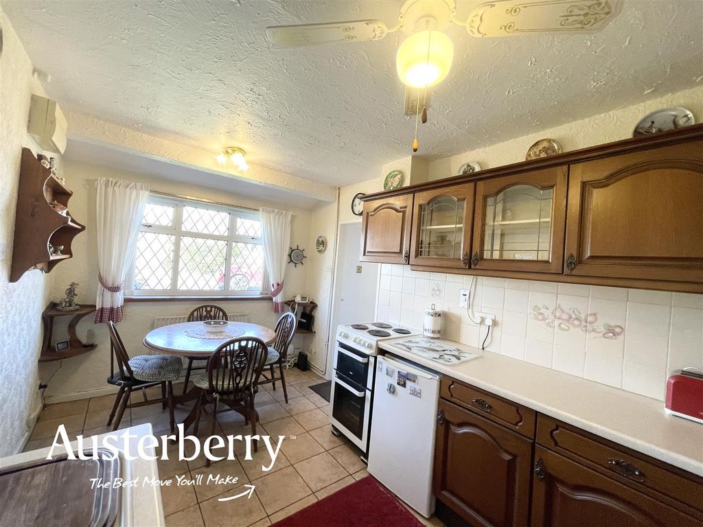 Property photo 3 of 14 Img_5814.Jpg