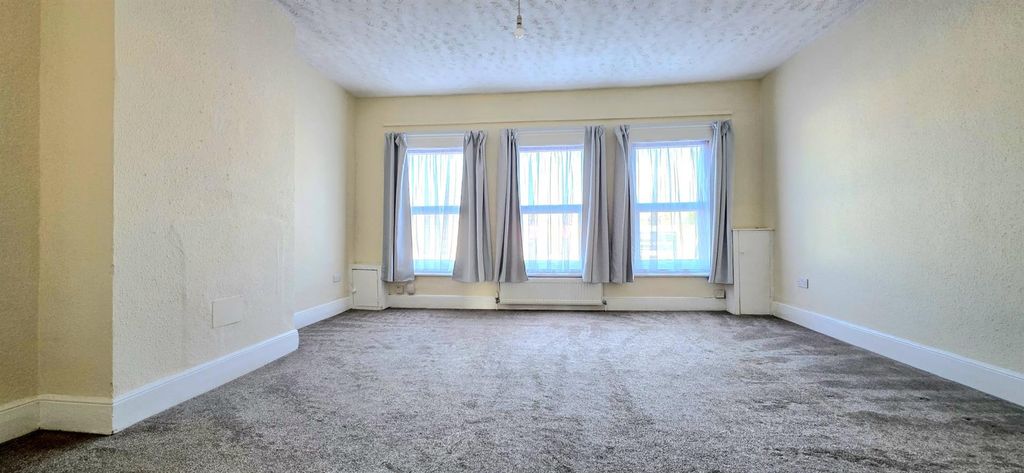 Property photo 3 of 13 Img-20260128-Wa0005.Jpg