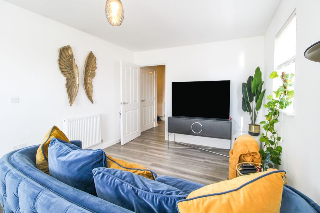 Additional image 5 of 1 bed flat for saleFlat, Beauvais Avenue, Shortstown MK42