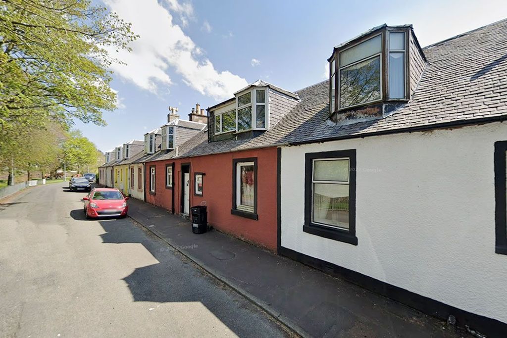 Property photo 1 of 5