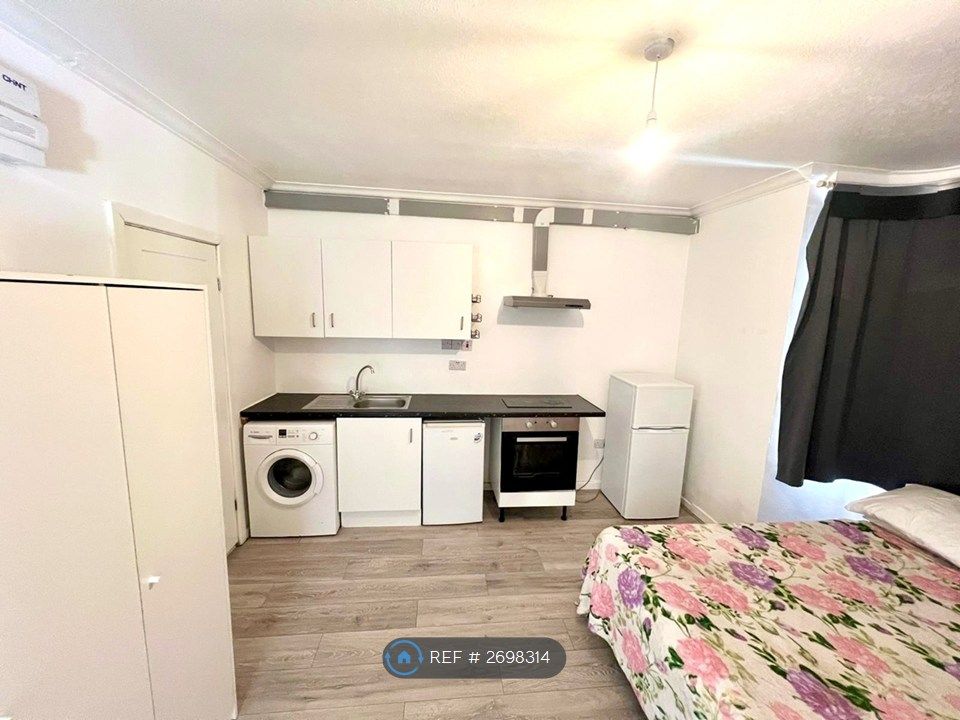 Property photo 2 of 3