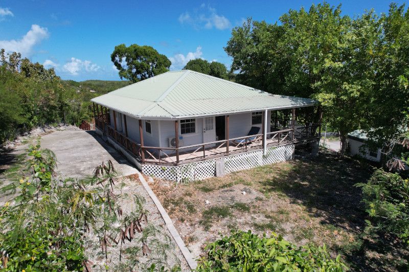 Property photo 2 of 11