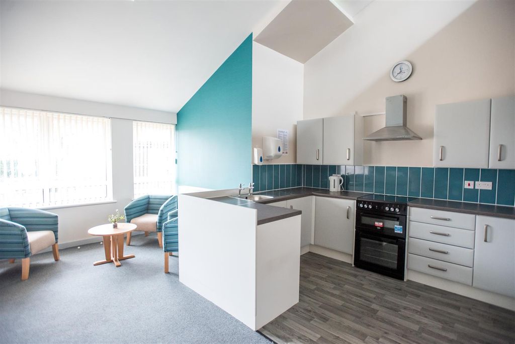 Property photo 2 of 2 Halford Lodge-Communal Lounge.Jpg