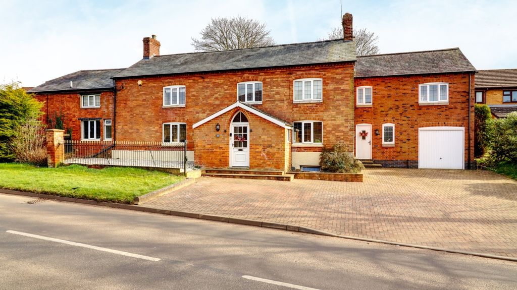 Property photo 1 of 29 House Front 1