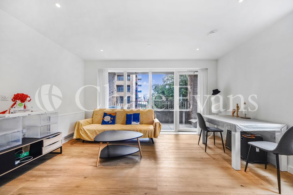 Property photo 1 of 13 Living Area