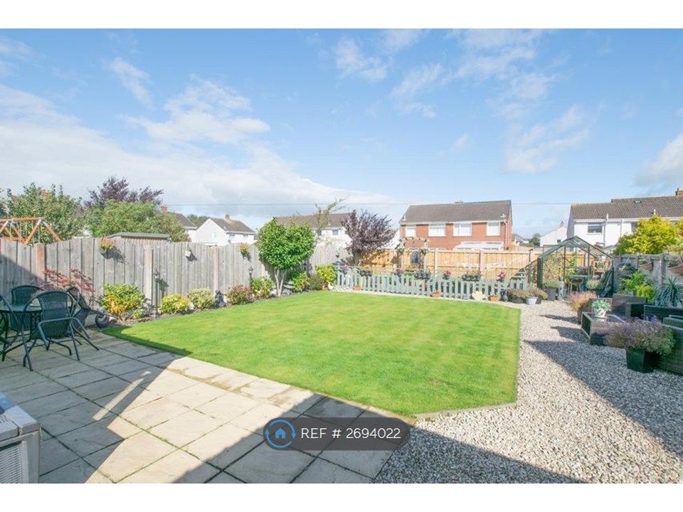 Property photo 3 of 21