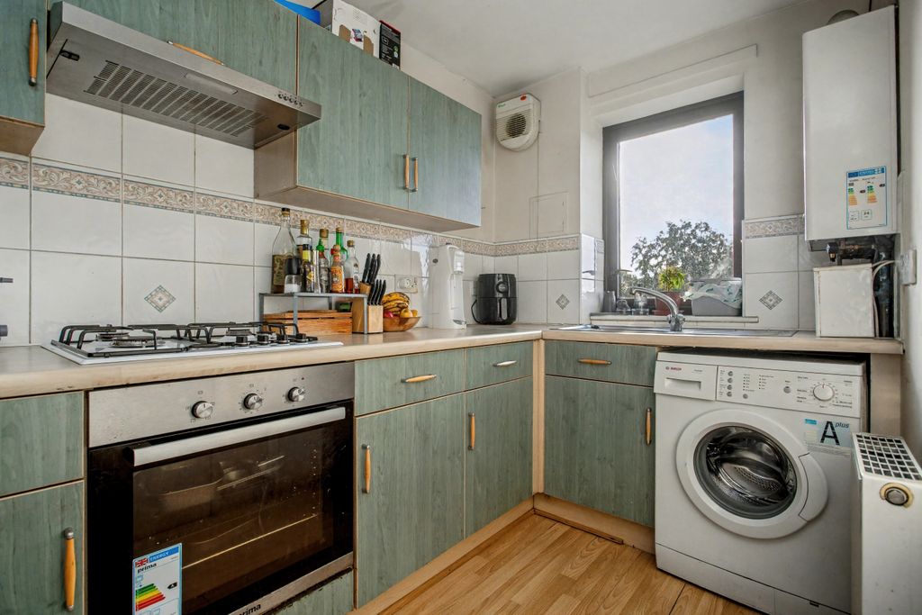 Property photo 3 of 9 Property Image 3