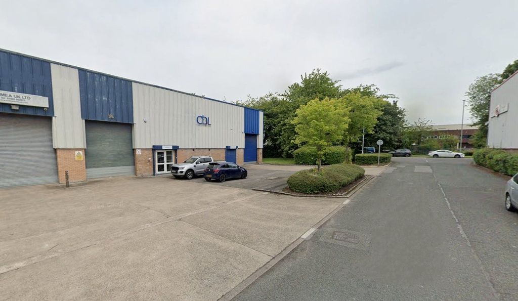 Property photo 1 of 2 16 17 Cranford Ct.Jpg