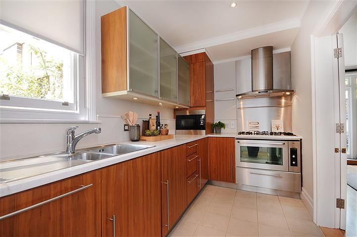 Property photo 3 of 11 Image