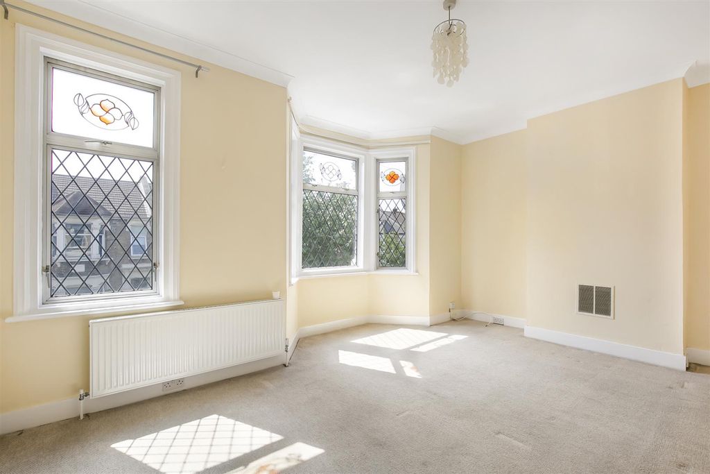 Property photo 2 of 12 2