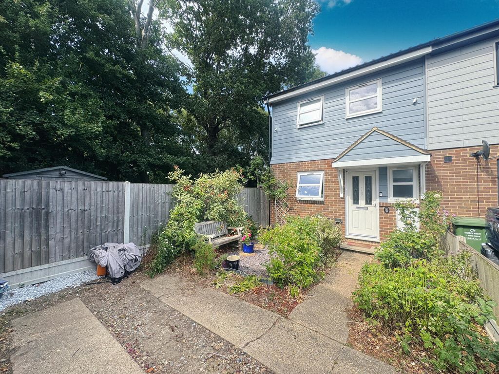 Property photo 1 of 42