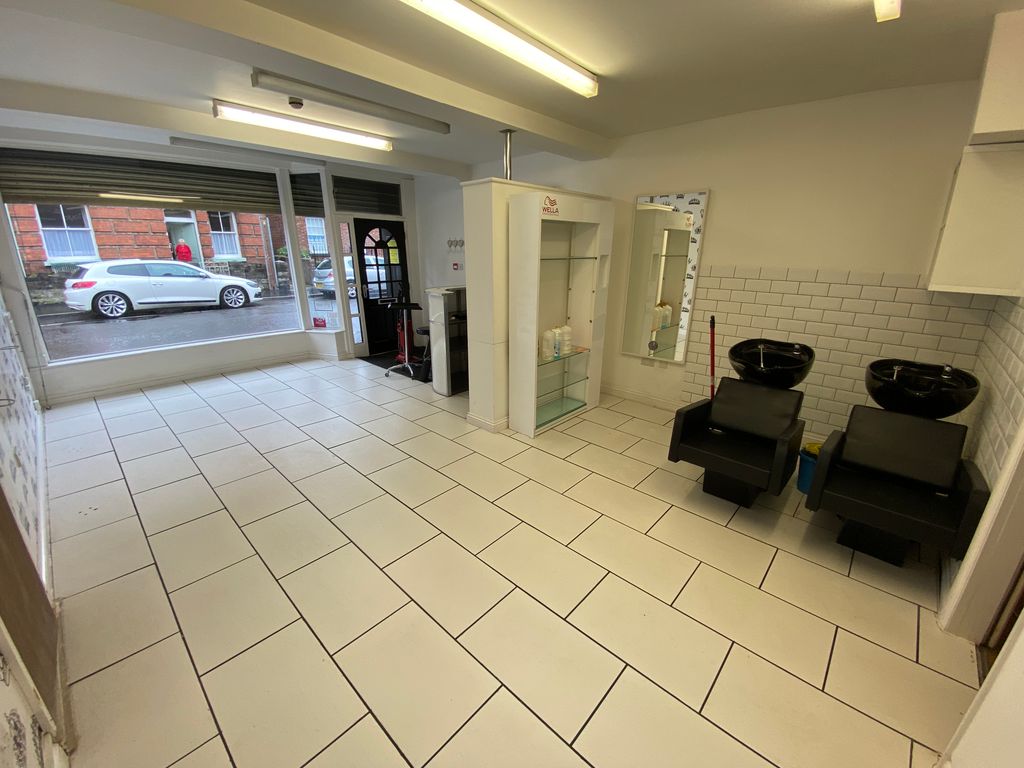 Property photo 3 of 5