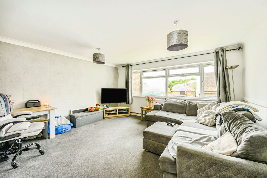 Property photo 3 of 13 Picture No. 36