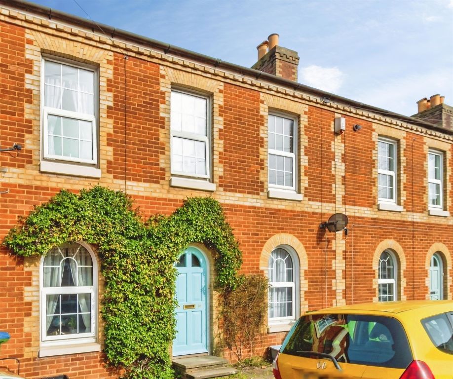 Property photo 1 of 20