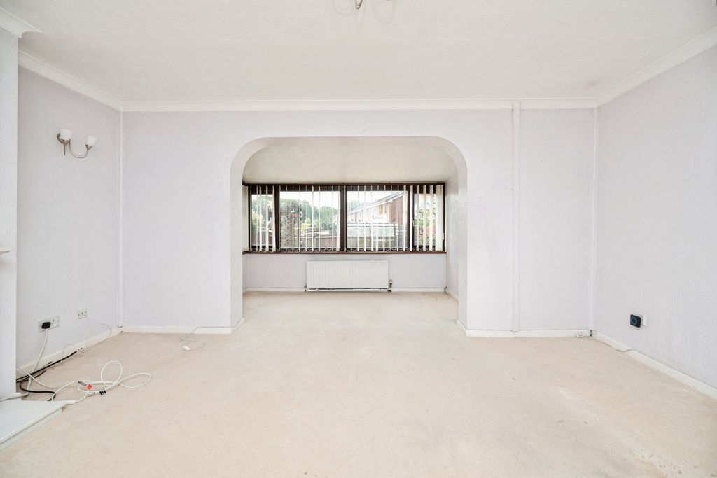 Property photo 3 of 18 Pbox-Img.Jpg
