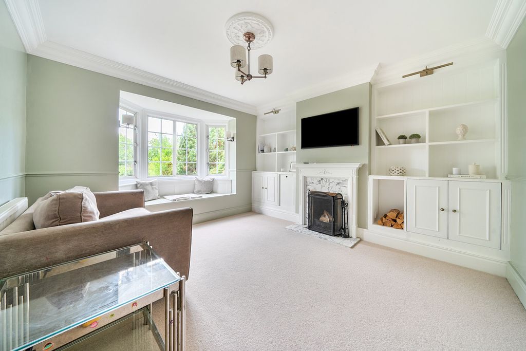 Property photo 3 of 20