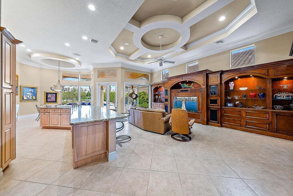 Property photo 3 of 3 <Alttext/>