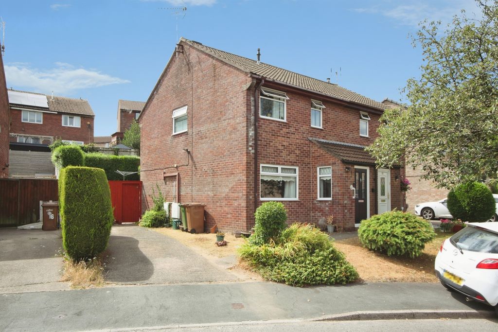 Property photo 1 of 18