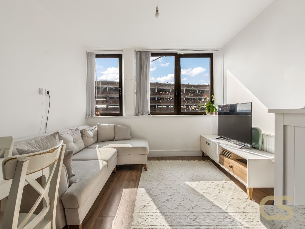 Property photo 2 of 14 4412662