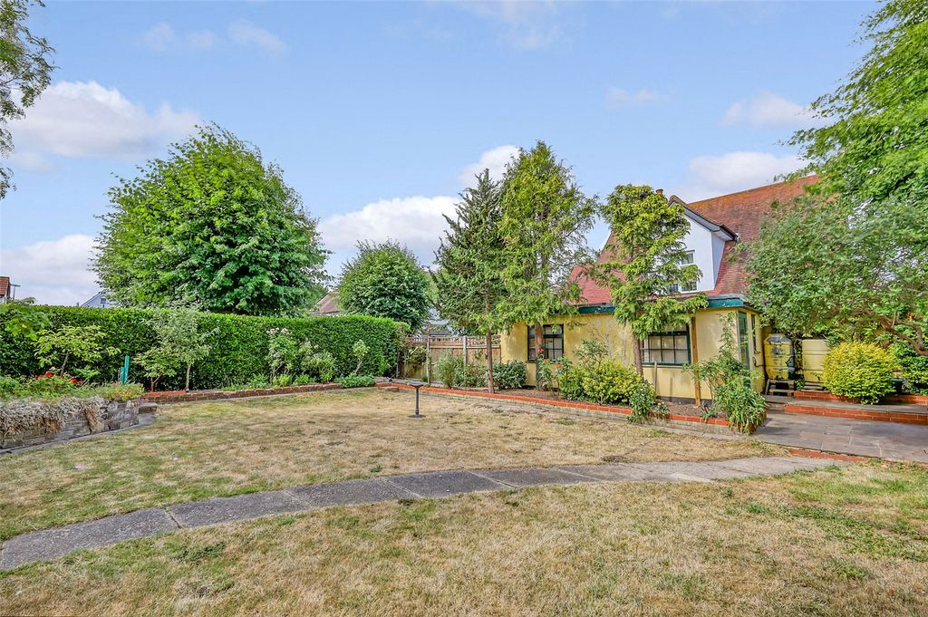 Property photo 3 of 25 Picture No. 33