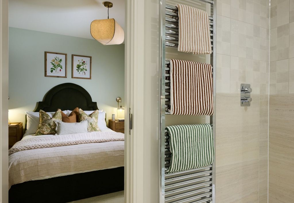 Property photo 2 of 22