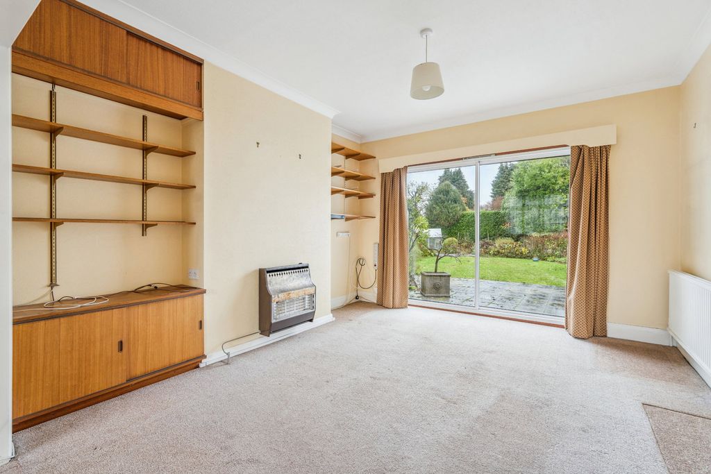 Property photo 3 of 13