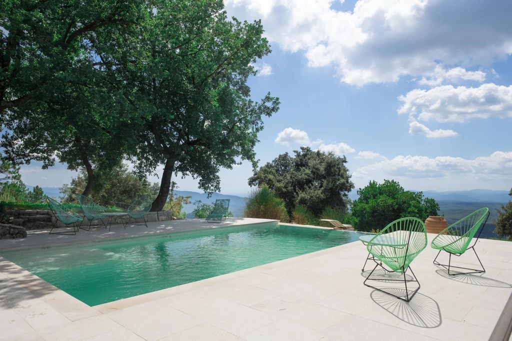 Property photo 1 of 26