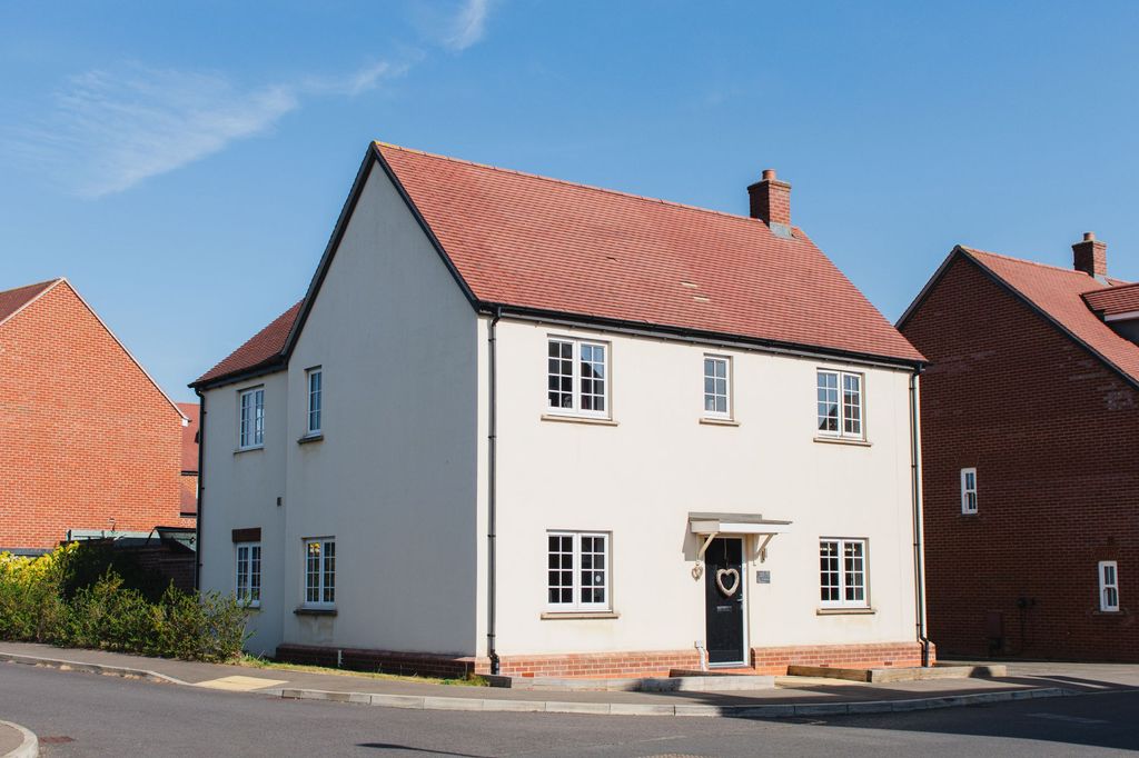 Property photo 1 of 21