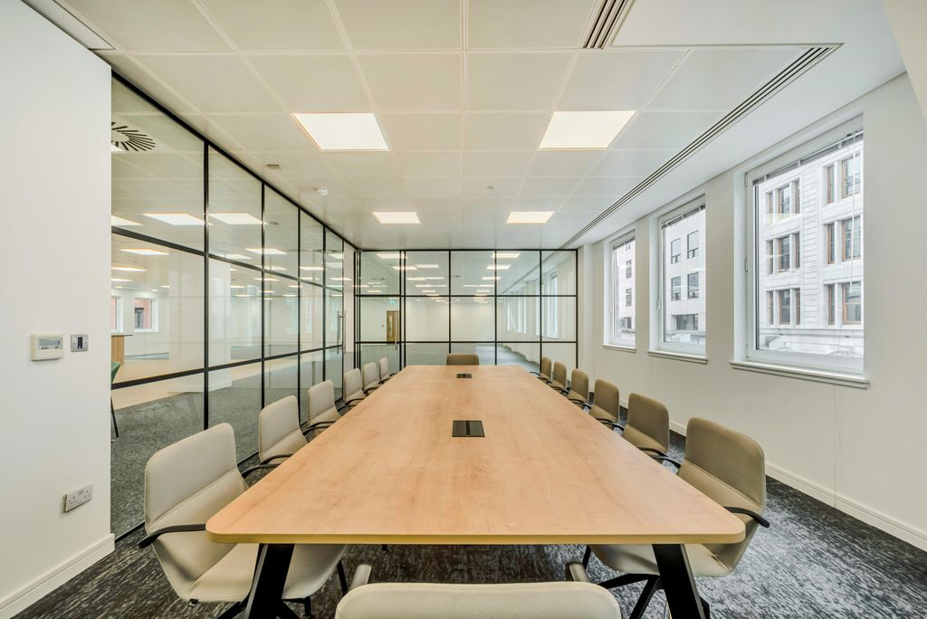 Property photo 3 of 5 80 Leadenhall -Interior18.Jpg