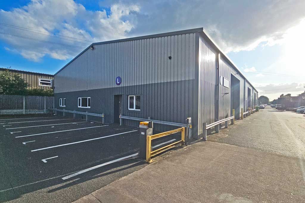 Property photo 1 of 13