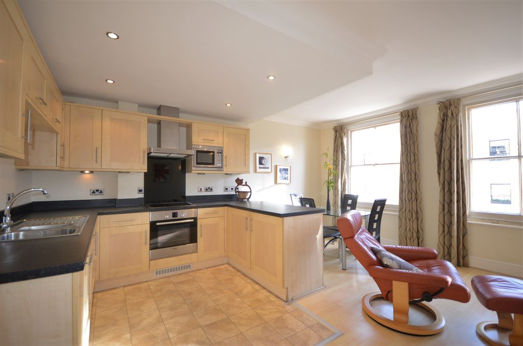 Property photo 1 of 13 1