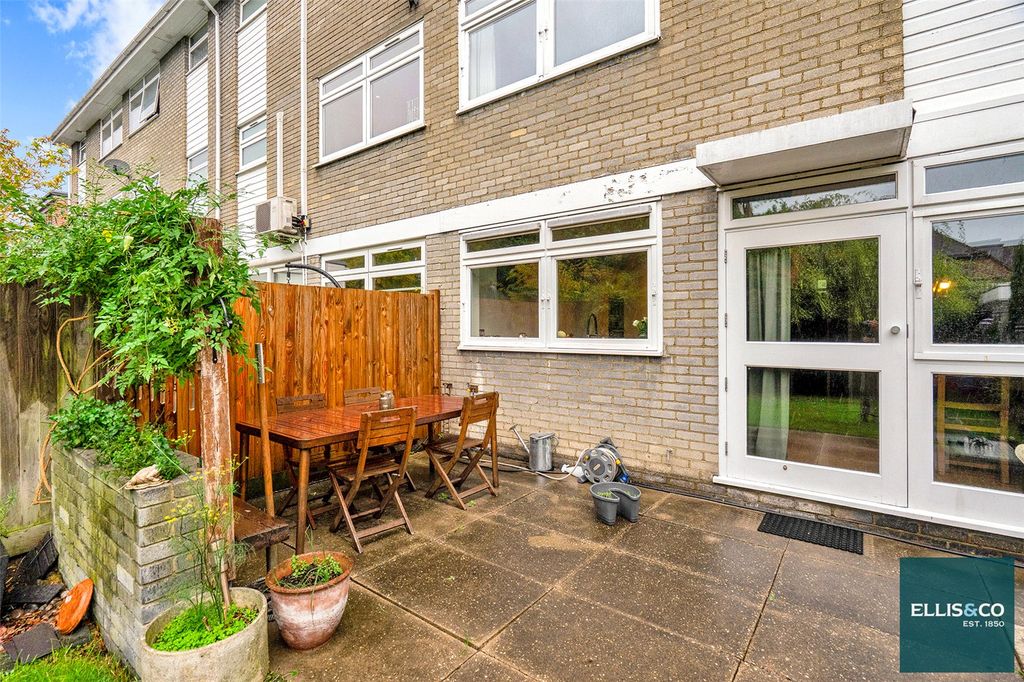 Property photo 3 of 18 Picture No. 19