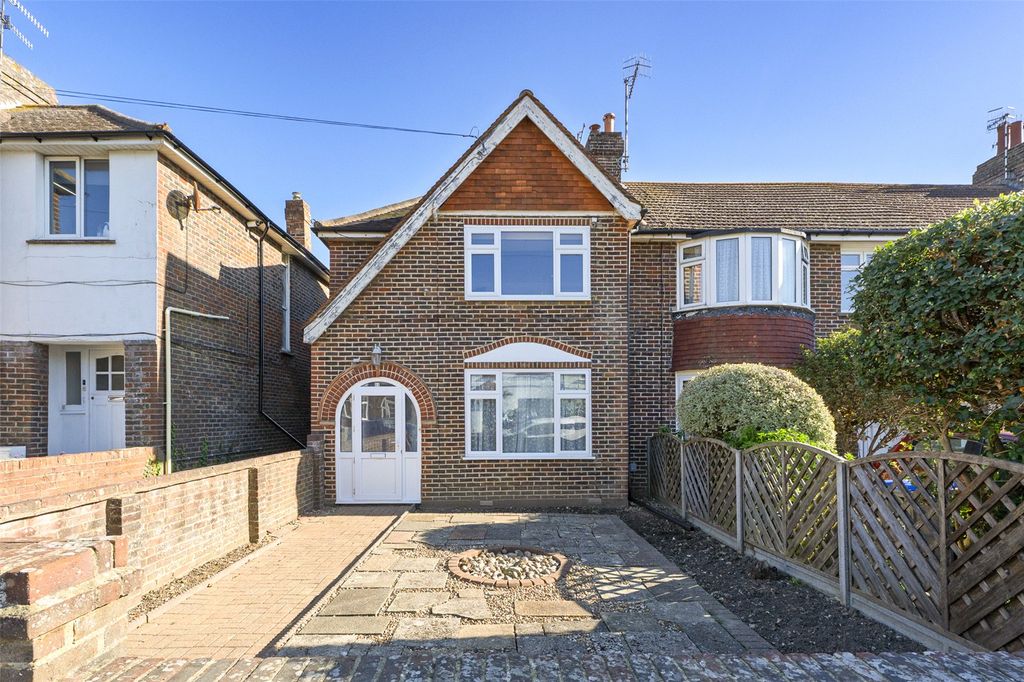 Property photo 1 of 29 Picture No. 16