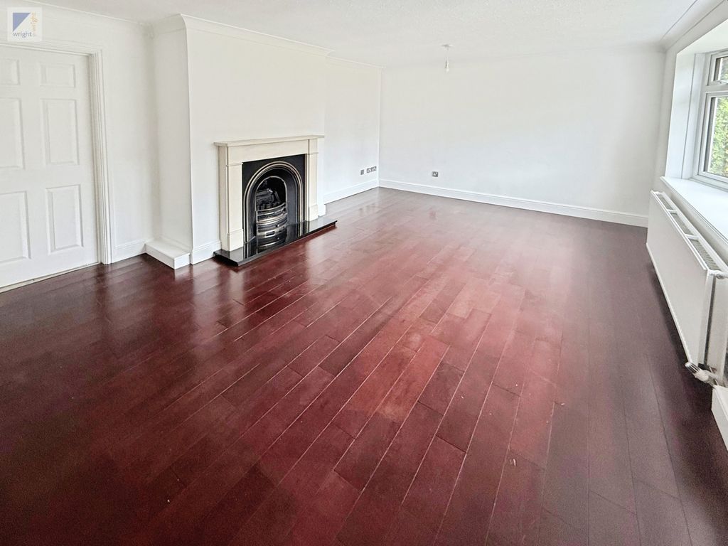 Property photo 2 of 15 Gallery