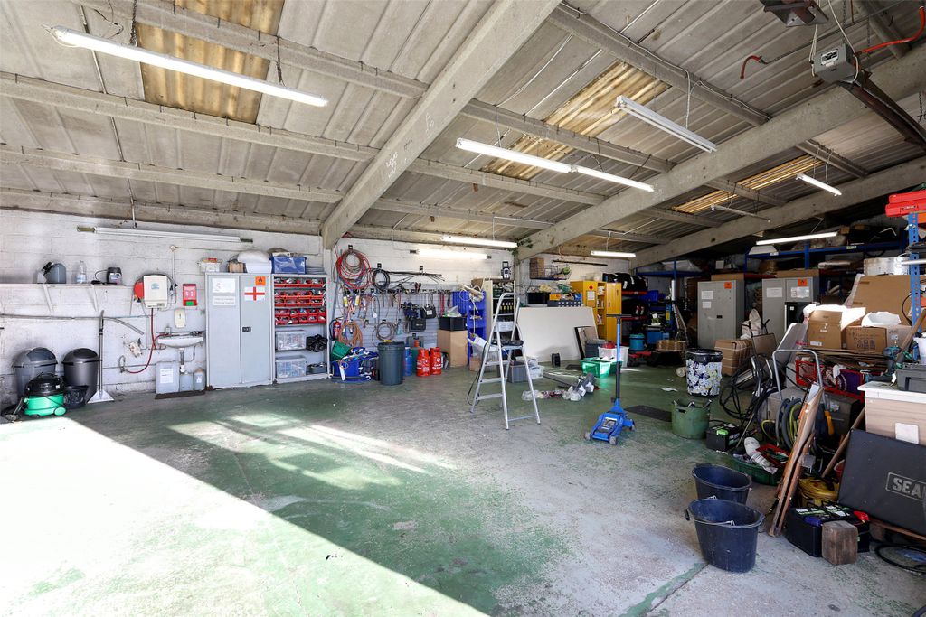 Property photo 3 of 6 Picture No. 03