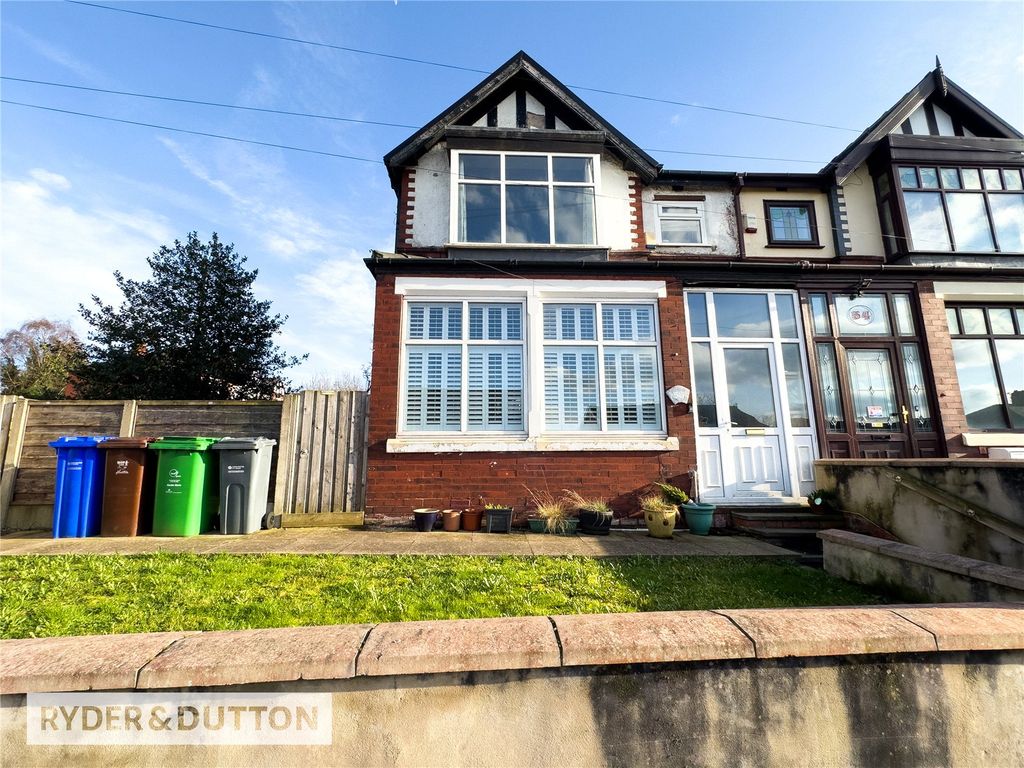 Property photo 2 of 29 Picture No. 32