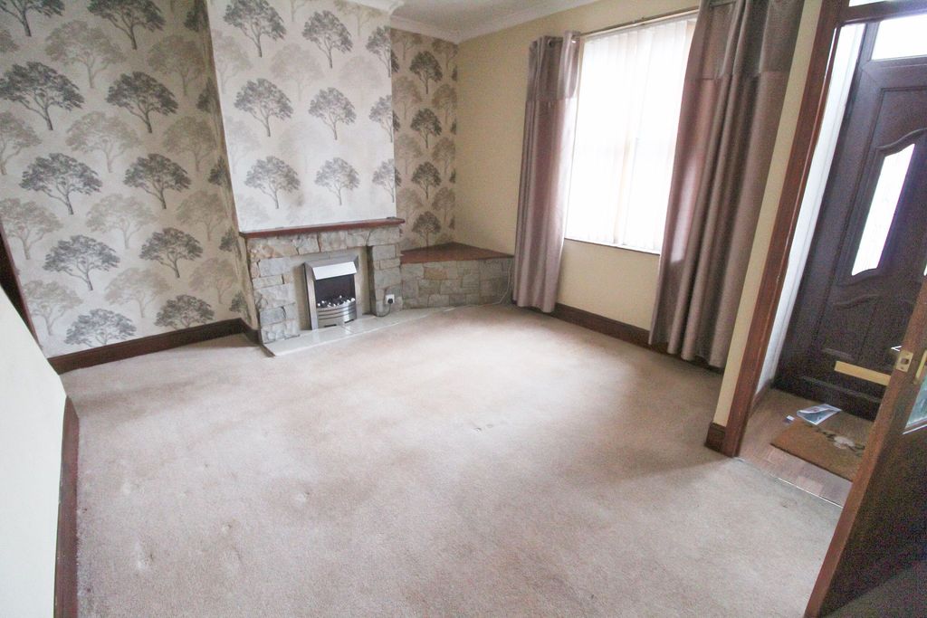 Property photo 2 of 16 Photograph 2