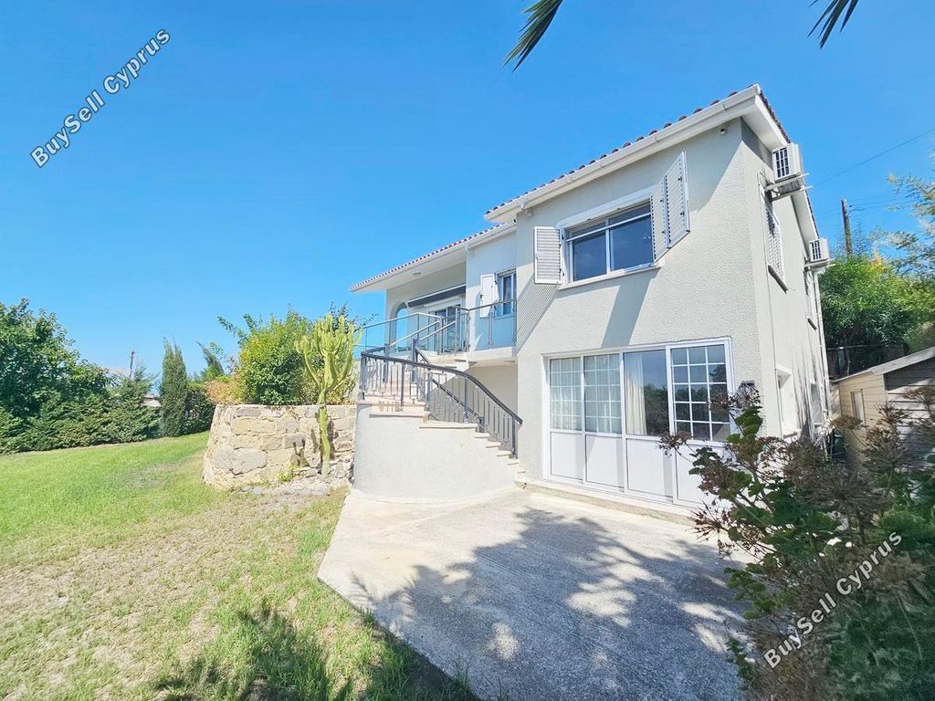 Property photo 1 of 58