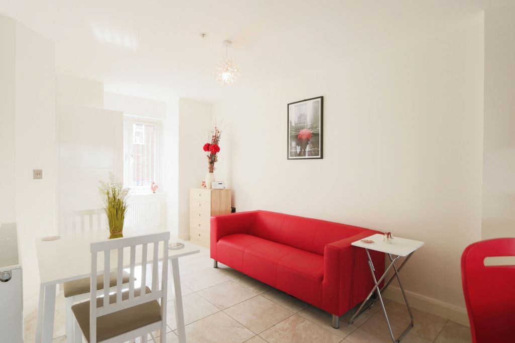 Property photo 3 of 14 4000818