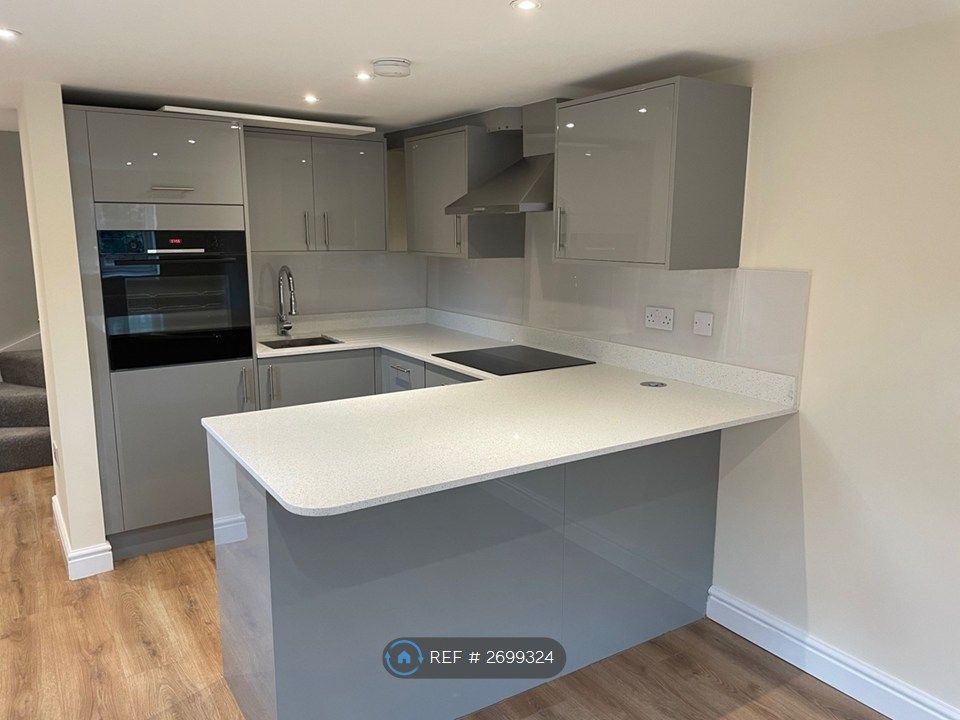 Property photo 3 of 16 Breakfast Bar