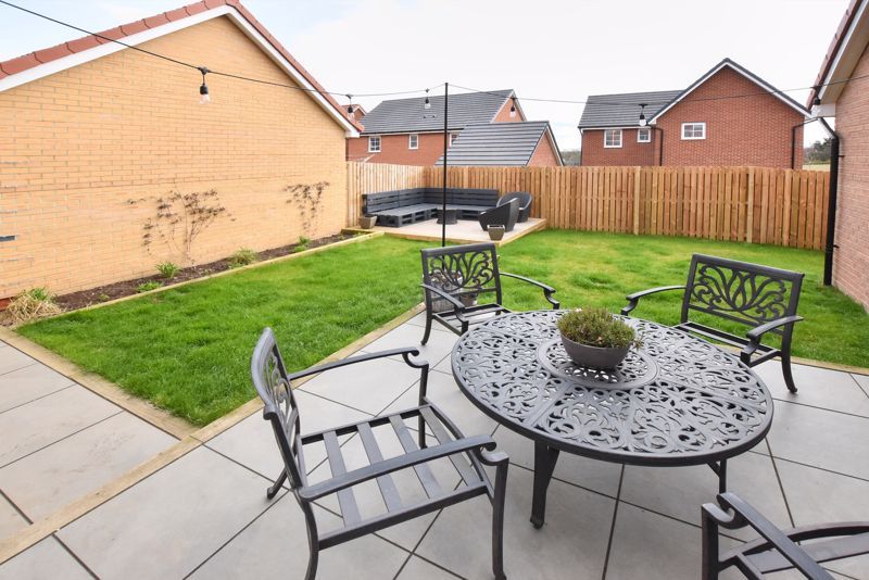 Property photo 2 of 11 Photo 11