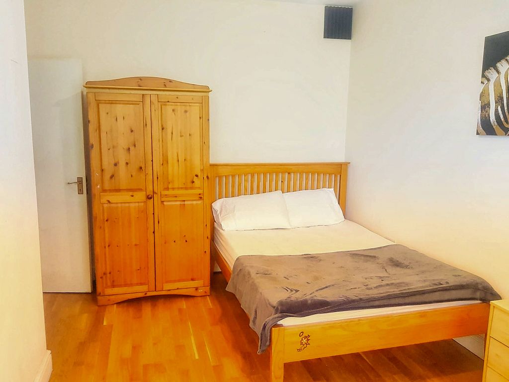 Property photo 1 of 5