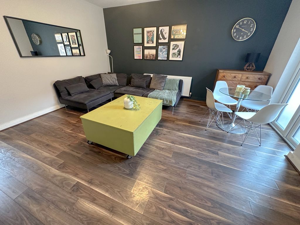 Property photo 1 of 6 7