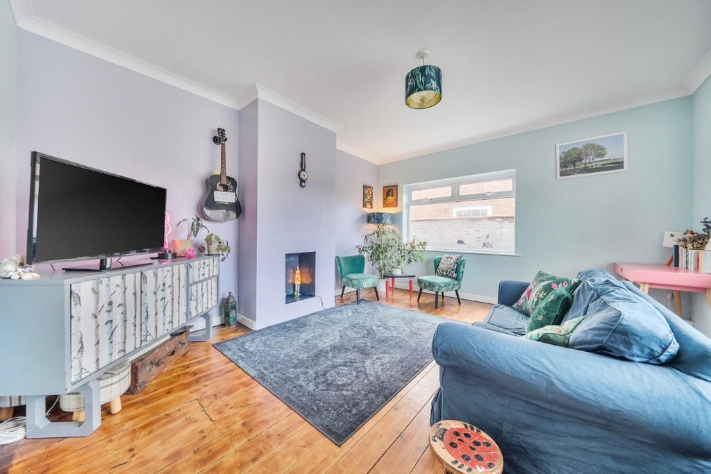 Property photo 3 of 14 1421513-3-69B183181d7c6.Jpg